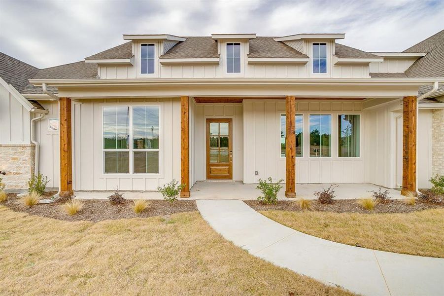 Exterior details and patio area of a home in , Midlothian (Image 21).