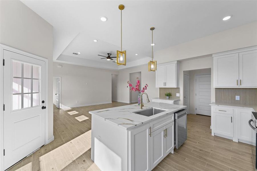 Furnished interior view inside a new home in , Dallas (Image 9).