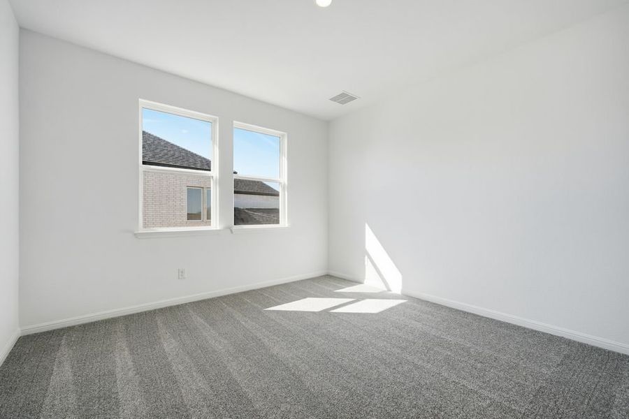 Spacious, unfurnished interior of a new home in Parkside on the River 60s, Georgetown (Image 17).