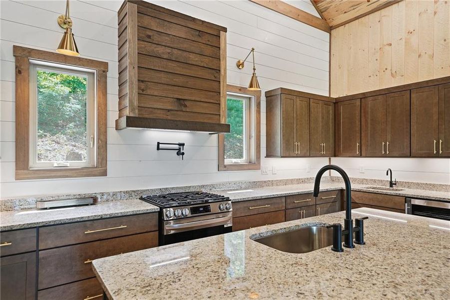 Furnished interior view inside a new home in , Blue Ridge (Image 10).