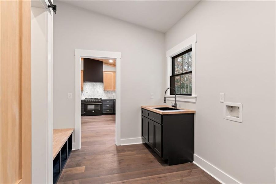 Furnished interior view inside a new home in , Ellijay (Image 7).