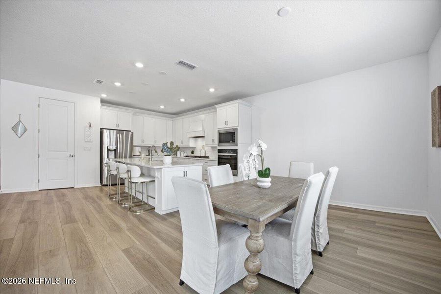 Furnished interior view inside a new home in , Middleburg (Image 9).