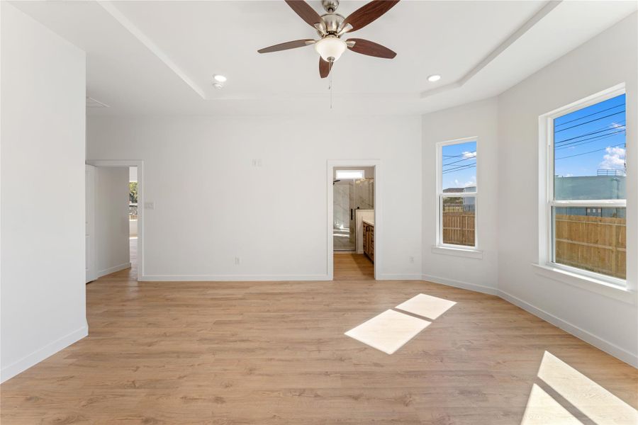 Spacious, unfurnished interior of a new home in , Houston (Image 19).