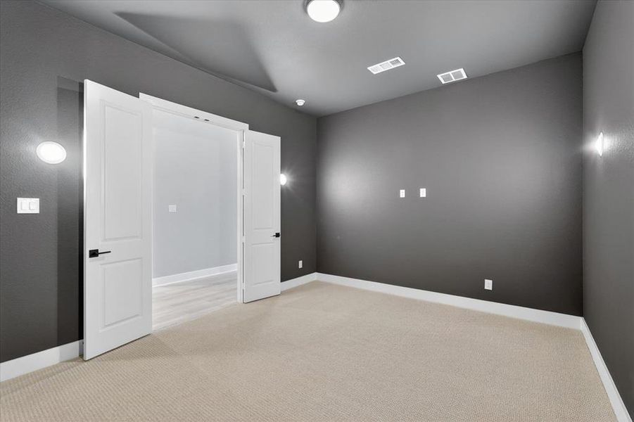 Spacious, unfurnished interior of a new home in Cambridge Crossing, Celina (Image 20).