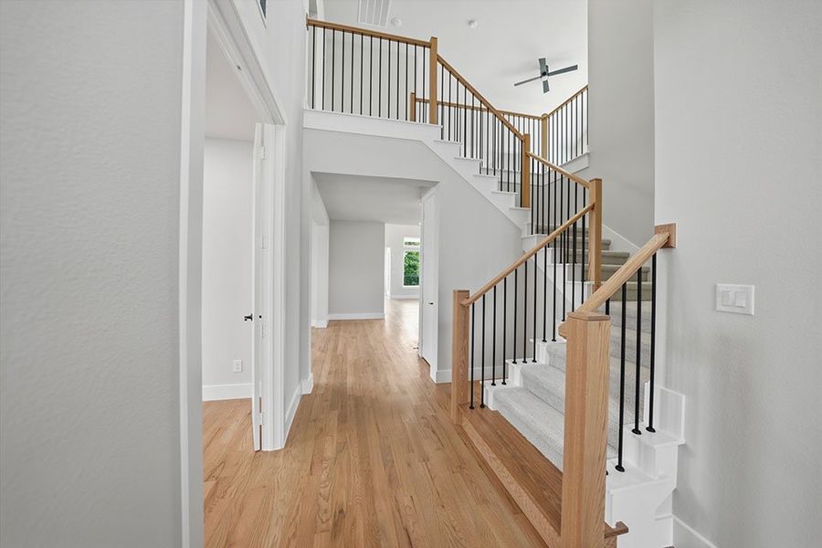 Spacious, unfurnished interior of a new home in Aster Park, McKinney (Image 34).
