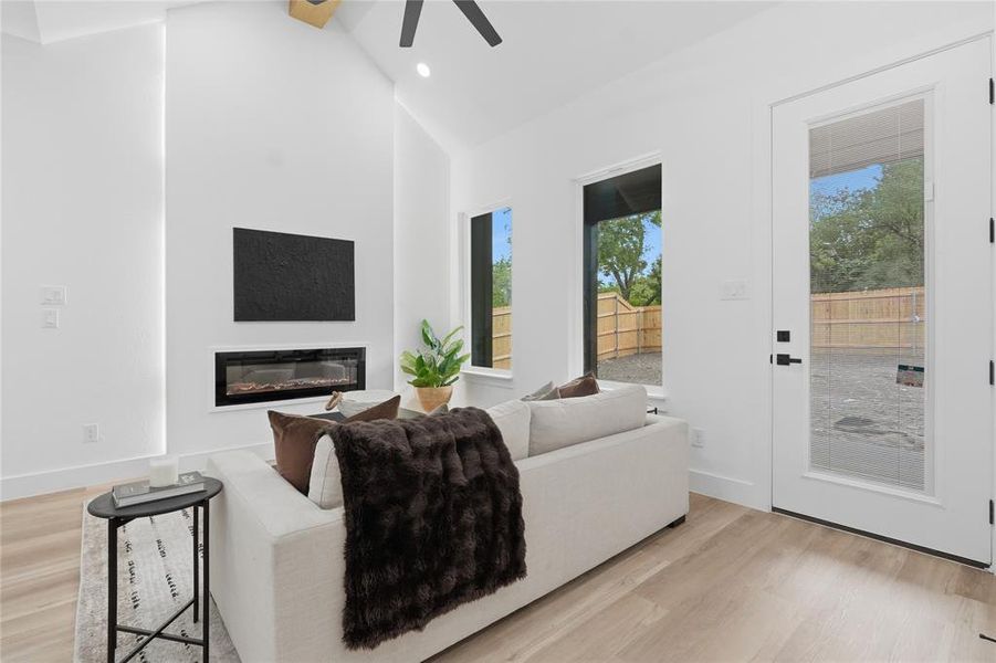 Furnished interior view inside a new home in , Dallas (Image 9).