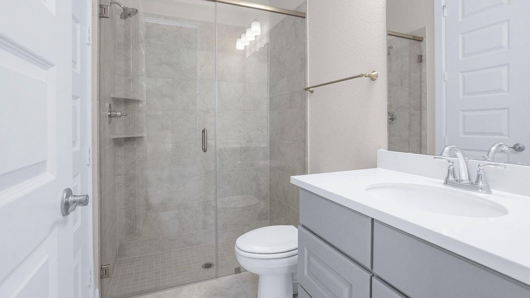 Furnished interior view inside a new home in Briarley 60', Montgomery (Image 11).