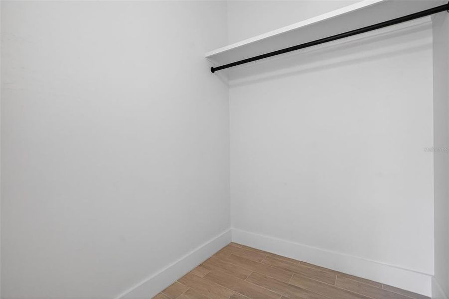 Spacious, unfurnished interior of a new home in , Lehigh Acres (Image 11).