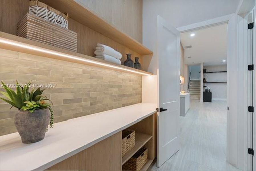 Furnished interior view inside a new home in , Parkland (Image 39).