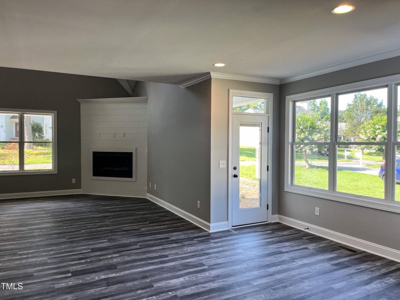 895F5C90-7459-41A9-A4A3-B06D40A3292D