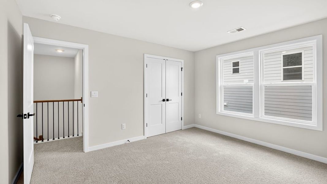 Spacious, unfurnished interior of a new home in Sunset Summits, Spartanburg (Image 33). Spacious, unfurnished interior of a new home in Sunset Summits, Spartanburg (Image 33).