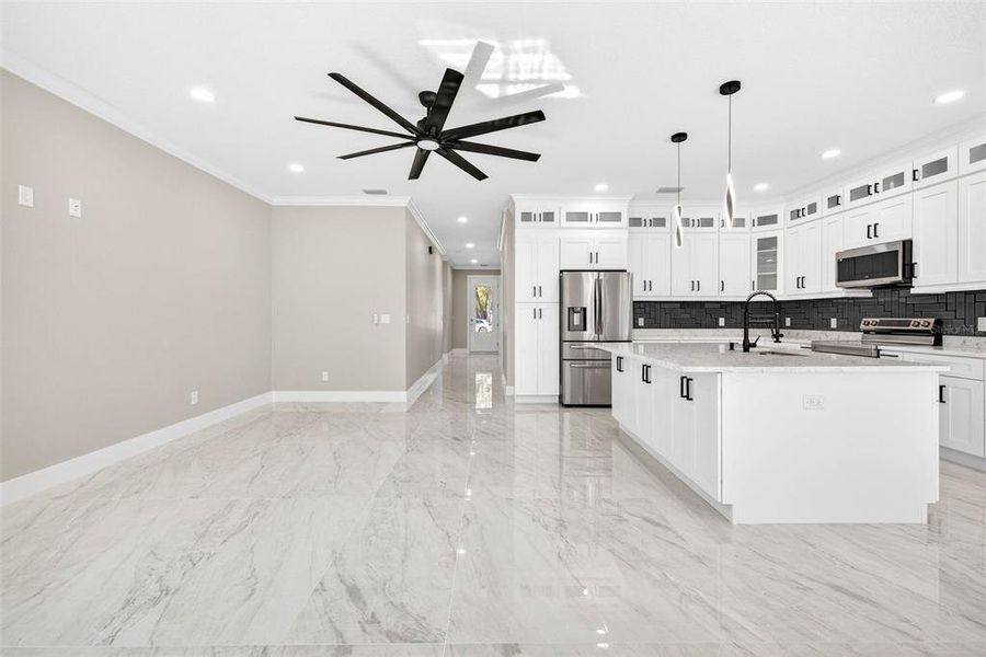 Spacious, unfurnished interior of a new home in , Masaryktown (Image 51).