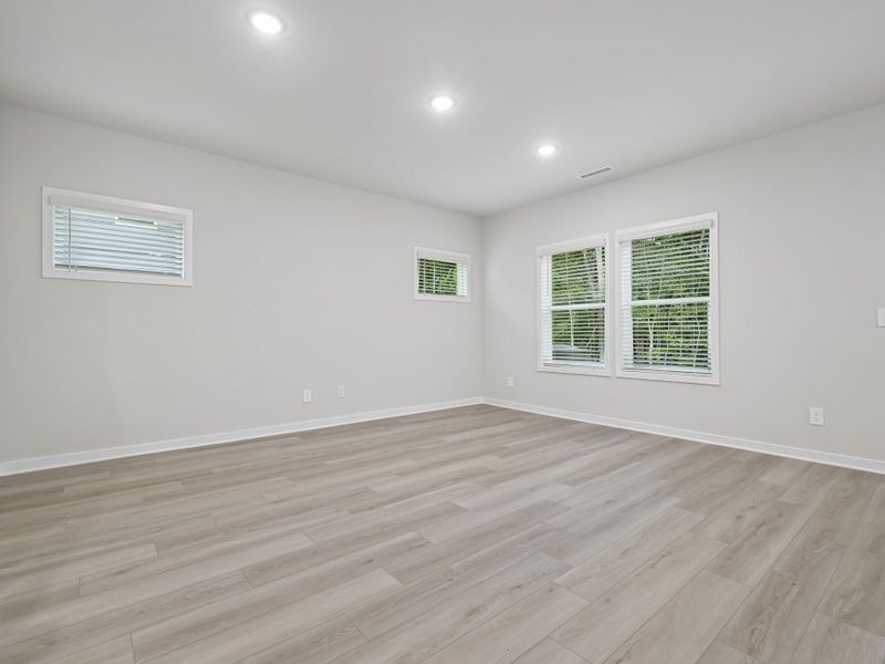 Spacious, unfurnished interior of a new home in The Heritage at Buffaloe Reserve, Raleigh (Image 11). Spacious, unfurnished interior of a new home in The Heritage at Buffaloe Reserve, Raleigh (Image 11).
