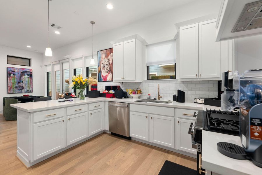 Furnished interior view inside a new home in Timbergrove Trails, Houston (Image 29).