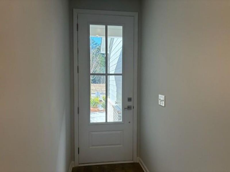 Image 23 of a home in Lake Shore. Image 23 of a home in Lake Shore.