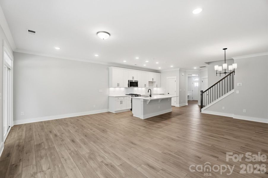 Spacious, unfurnished interior of a new home in Blythe Mill Townhomes, Waxhaw (Image 20).