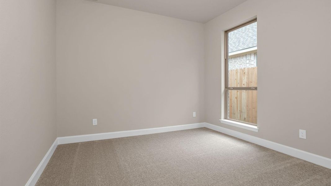 Spacious, unfurnished interior of a new home in Valencia, Manvel (Image 10).