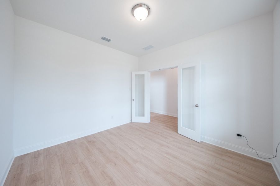 Spacious, unfurnished interior of a new home in Verandah, Royse City (Image 25). Spacious, unfurnished interior of a new home in Verandah, Royse City (Image 25).