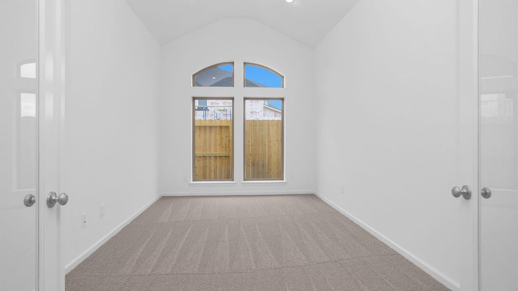 Spacious, unfurnished interior of a new home in Candela South 50', Richmond (Image 5).