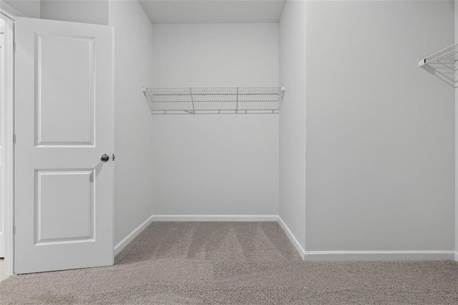 Spacious, unfurnished interior of a new home in , Athens (Image 32).