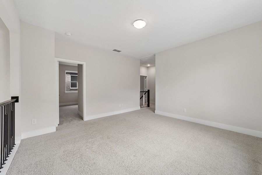 Representative unfurnished interior of a home built from the Kinsley by Landon Homes in Dominion at Brookhollow, Prosper (Image 31). Representative unfurnished interior of a home built from the Kinsley by Landon Homes in Dominion at Brookhollow, Prosper (Image 31).