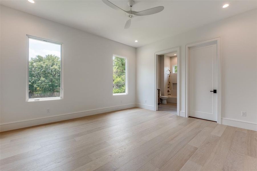 Spacious, unfurnished interior of a new home in , Dallas (Image 21).