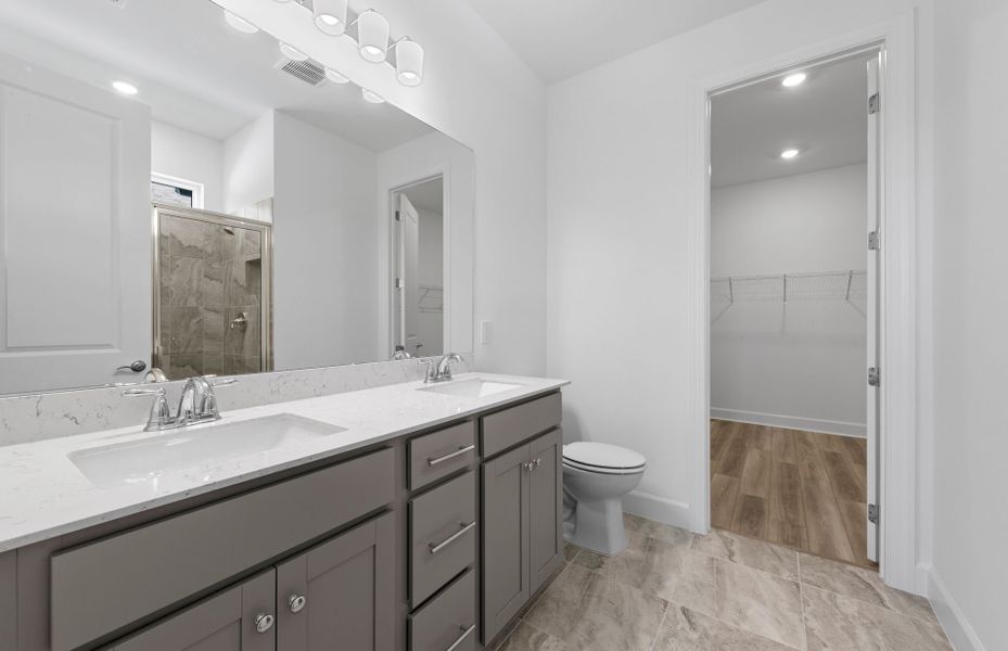 Furnished interior view inside a new home in Reagan Landing, Bradenton (Image 24).