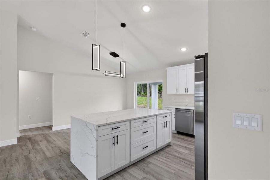 Furnished interior view inside a new home in , Dunnellon (Image 15).