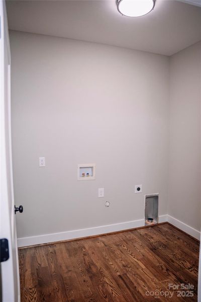 Spacious, unfurnished interior of a new home in , Monroe (Image 16).
