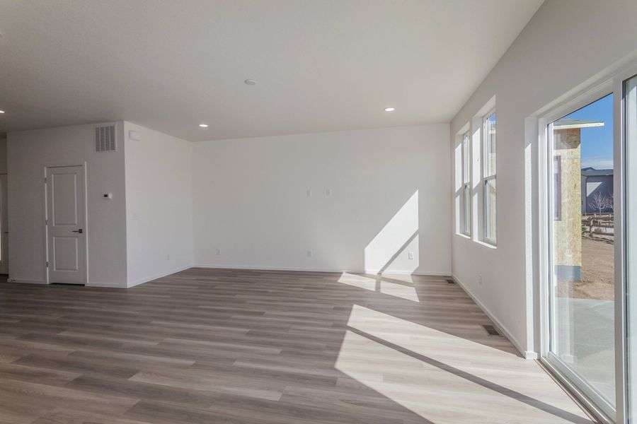 Spacious, unfurnished interior of a new home in Trailside, Timnath (Image 40). Spacious, unfurnished interior of a new home in Trailside, Timnath (Image 40).
