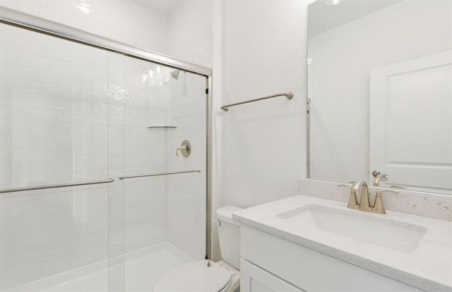 Spacious secondary bathroom Spacious secondary bathroom