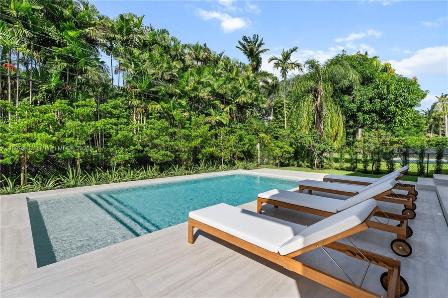 Image 38 of a home in .