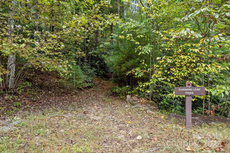 Image 47 of a home in .