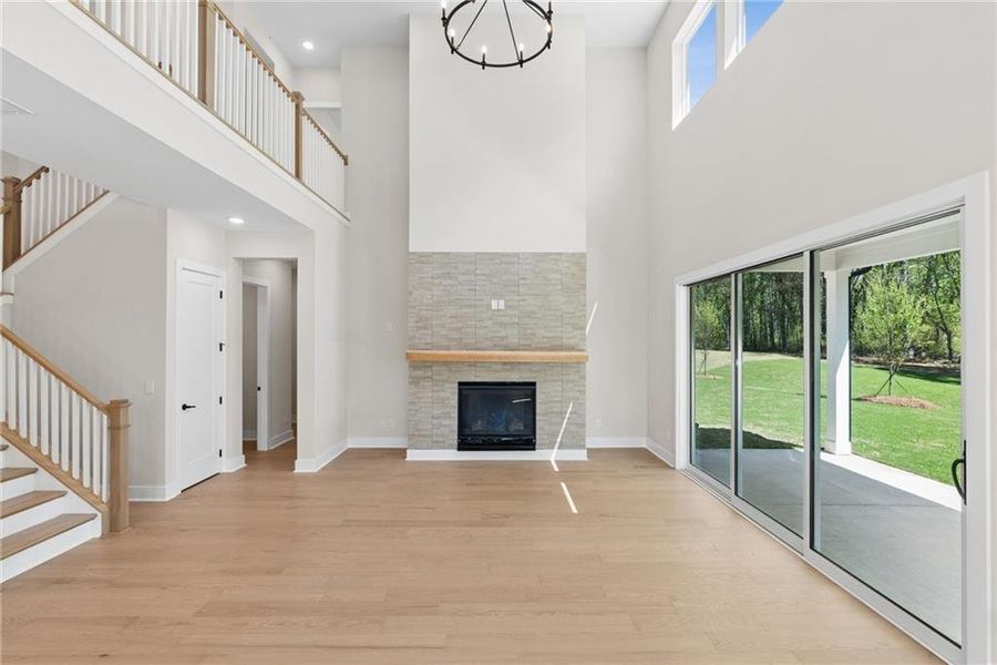 Spacious, unfurnished interior of a new home in Meadow Brook Farms, Cumming (Image 17).