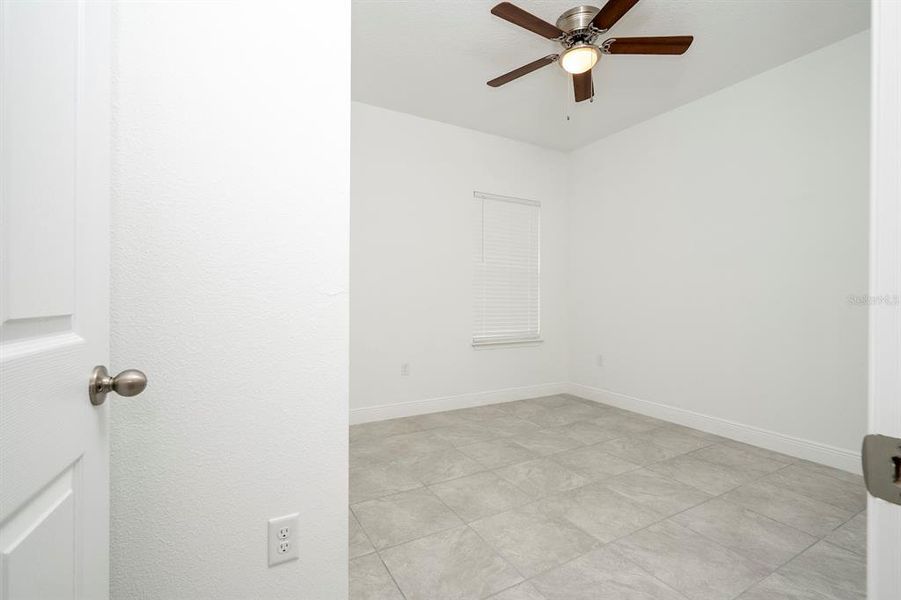 Spacious, unfurnished interior of a new home in , Dunnellon (Image 54).