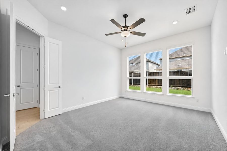 Spacious, unfurnished interior of a new home in The Ridge at Northlake, Northlake (Image 18). Spacious, unfurnished interior of a new home in The Ridge at Northlake, Northlake (Image 18).