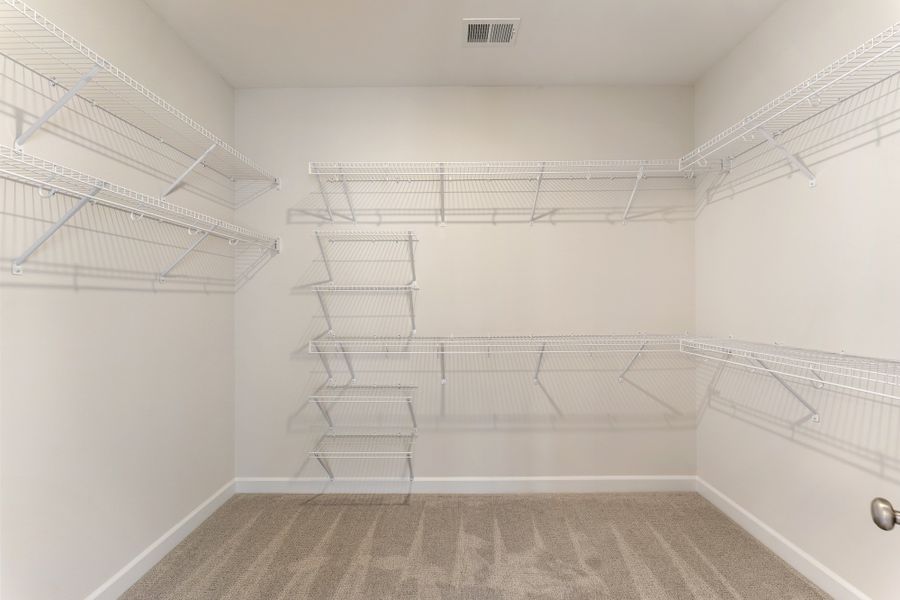 Spacious, unfurnished interior of a new home in Windsor Forest, Anderson (Image 22).