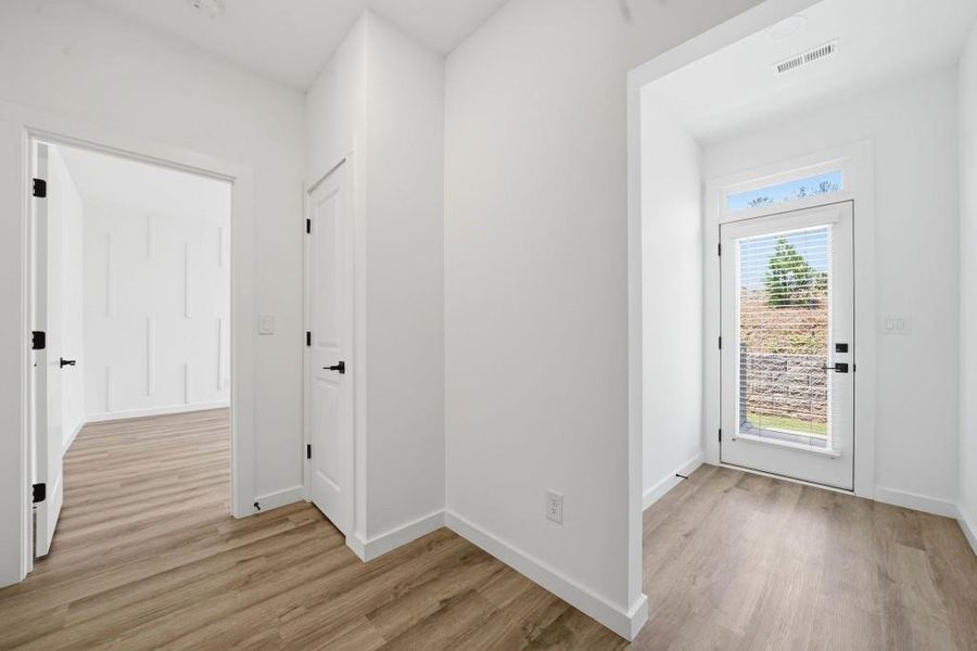 Spacious, unfurnished interior of a new home in , Decatur (Image 26).