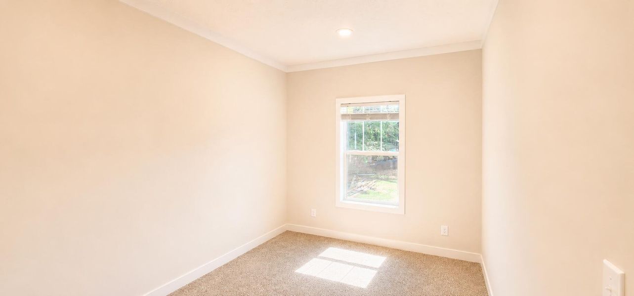 Spacious, unfurnished interior of a new home in , Manning (Image 27).