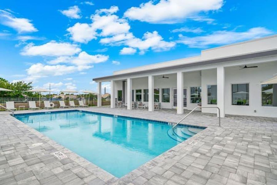 Exterior details and patio area of a home in , Davenport (Image 20).