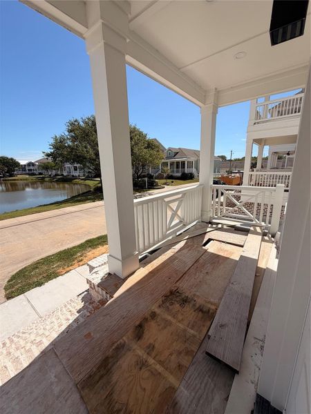 Exterior details and patio area of a home in , Galveston (Image 14).