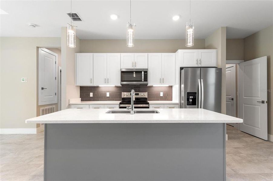 Furnished interior view inside a new home in , Arcadia (Image 7).