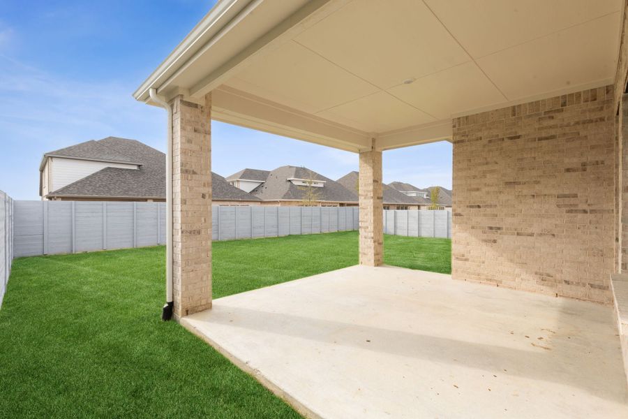 Exterior details and patio area of a home in Painted Tree Lakeside, McKinney (Image 4).
