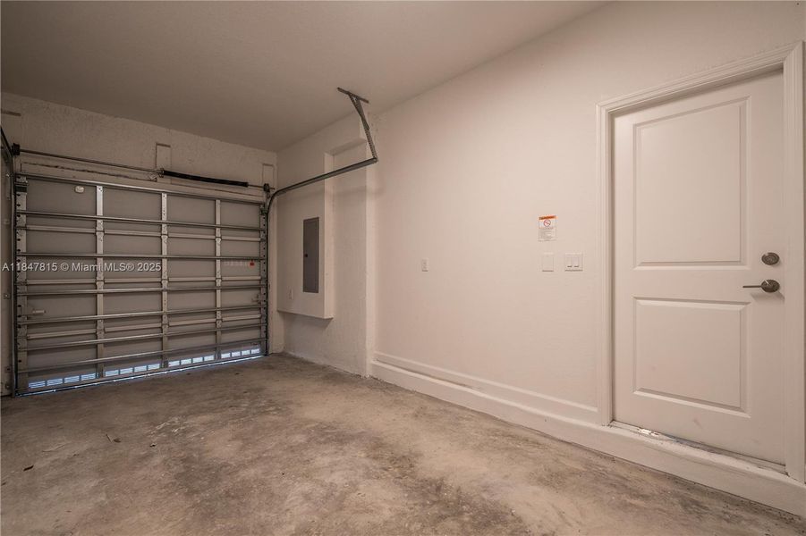 Spacious, unfurnished interior of a new home in , Miami (Image 26). Spacious, unfurnished interior of a new home in , Miami (Image 26).