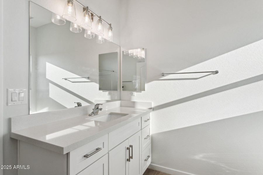 31-web-or-mls-22254-w-skinner-rd