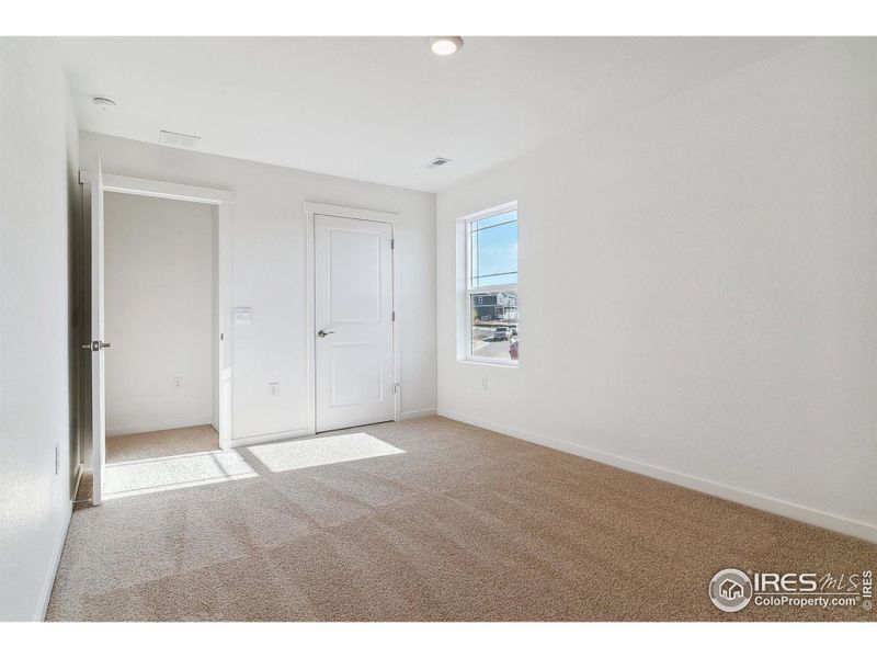 Spacious, unfurnished interior of a new home in Vista Meadows, Fort Lupton (Image 29). Spacious, unfurnished interior of a new home in Vista Meadows, Fort Lupton (Image 29).