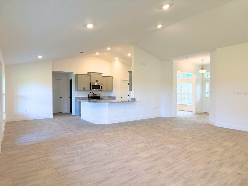 Spacious, unfurnished interior of a new home in Hill Country Estates, Dade City (Image 13). Spacious, unfurnished interior of a new home in Hill Country Estates, Dade City (Image 13).