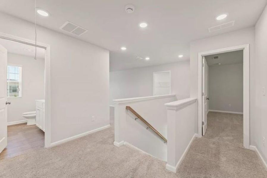 Image 6 of a home in Kingsley Creek.