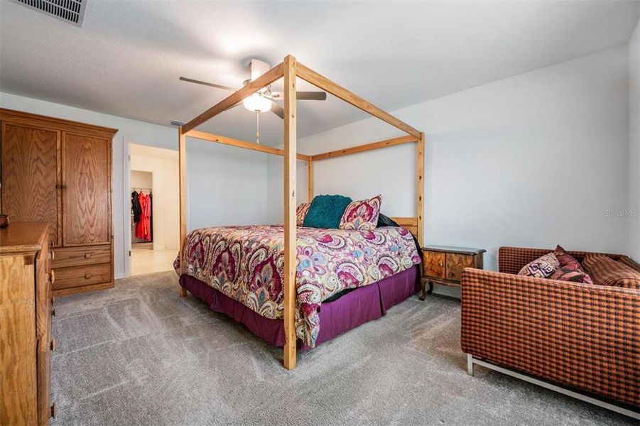 Furnished interior view inside a new home in Mirada: The Estates II, San Antonio (Image 9).