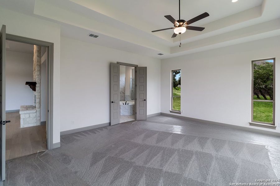Spacious, unfurnished interior of a new home in Johnson Ranch, Bulverde (Image 15). Spacious, unfurnished interior of a new home in Johnson Ranch, Bulverde (Image 15).
